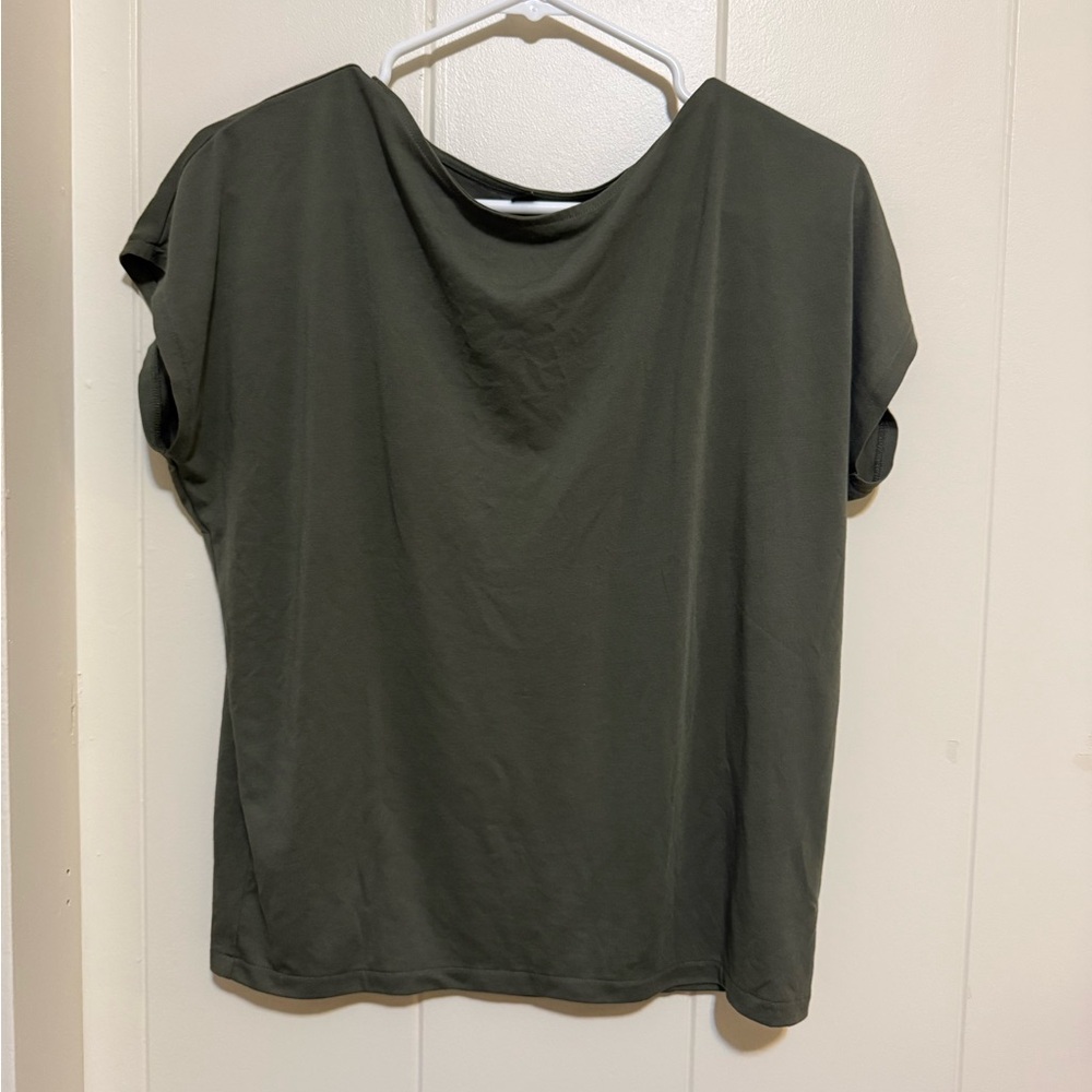 Uniqlo Top